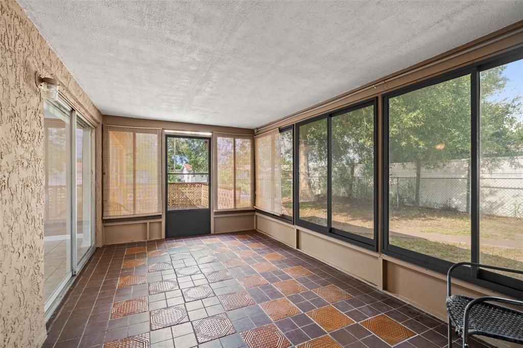 На продажу: $275,000 (2 спален, 2 ванн, 1613 Квадратных фут)