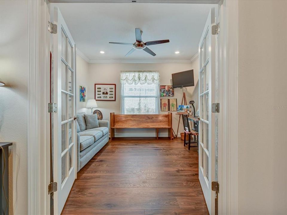 For Sale: $699,900 (2 beds, 2 baths, 1963 Square Feet)