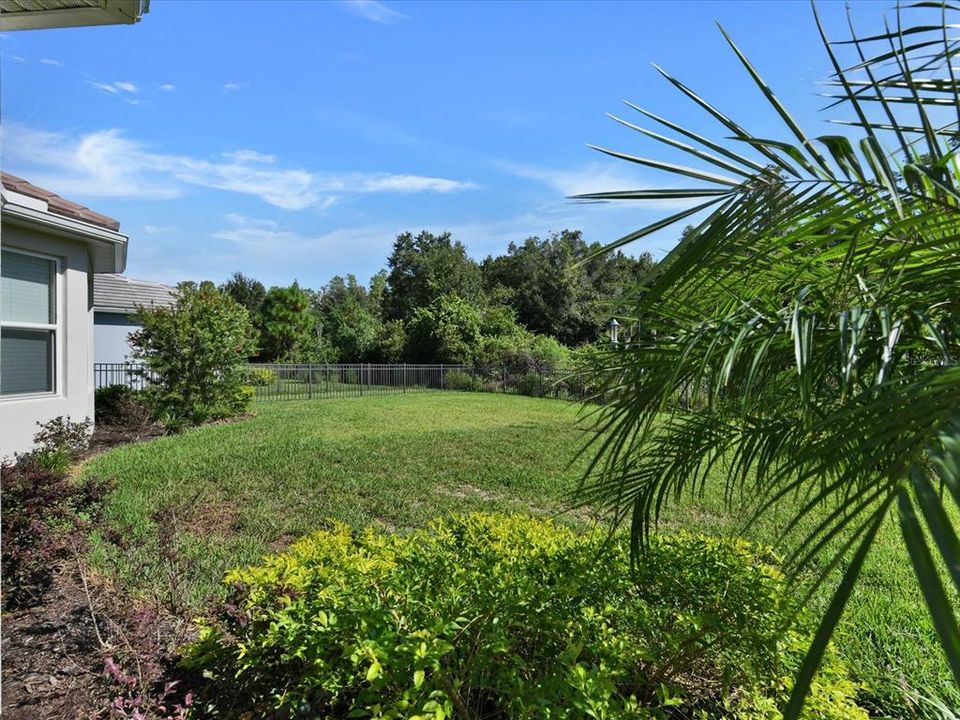 For Sale: $699,900 (2 beds, 2 baths, 1963 Square Feet)