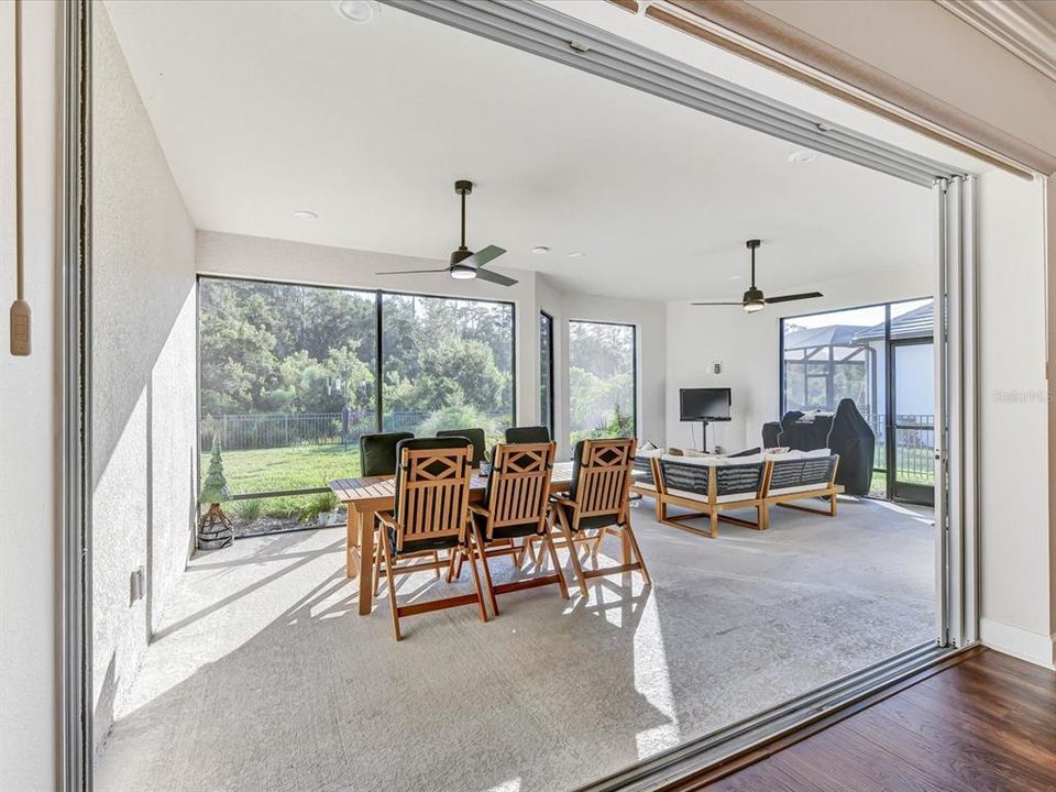 For Sale: $699,900 (2 beds, 2 baths, 1963 Square Feet)