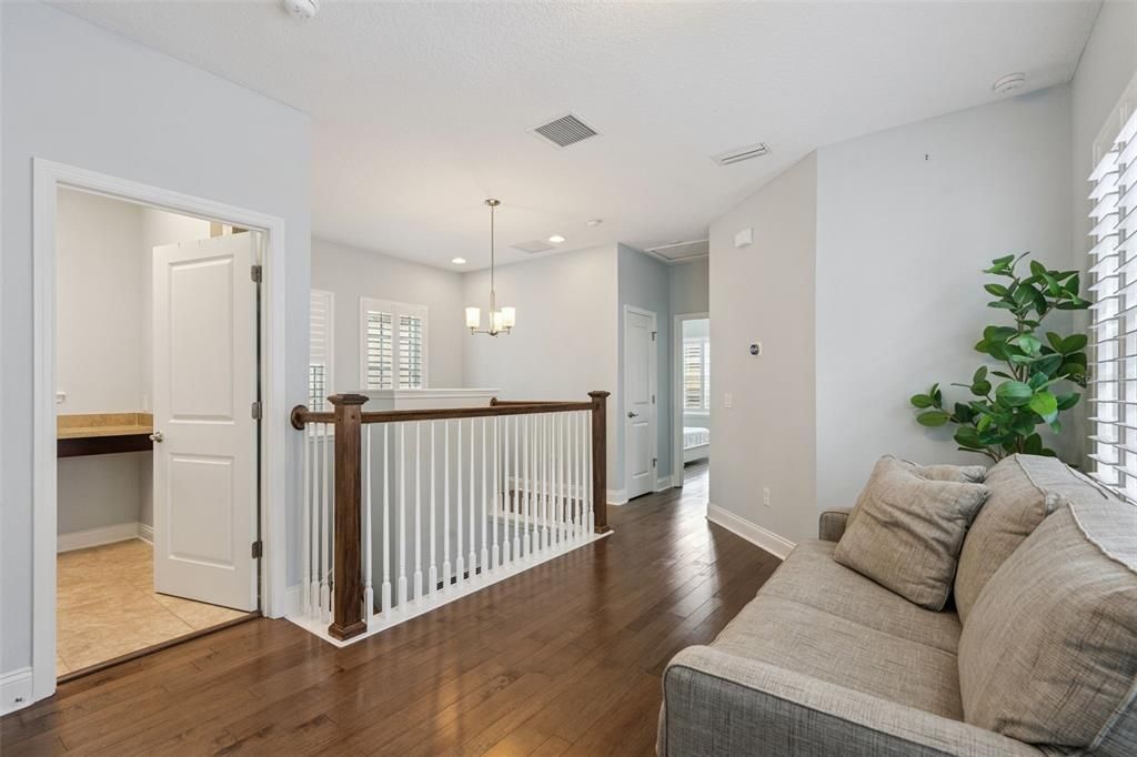 For Sale: $699,000 (3 beds, 2 baths, 1857 Square Feet)