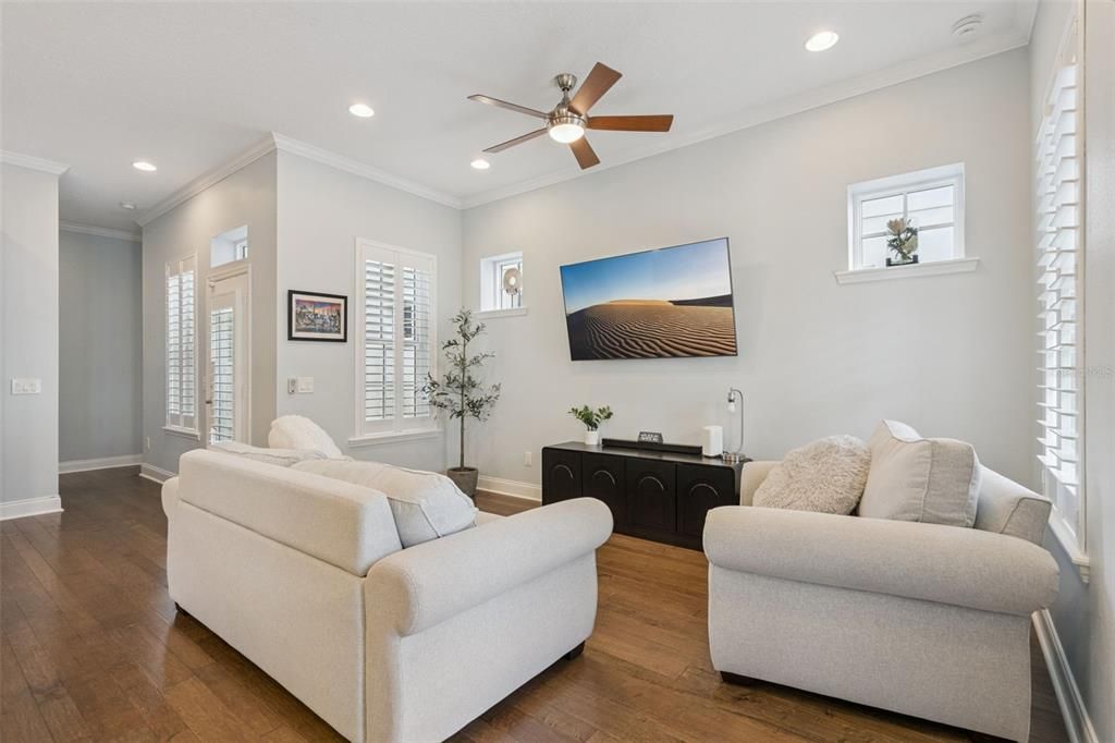 For Sale: $699,000 (3 beds, 2 baths, 1857 Square Feet)
