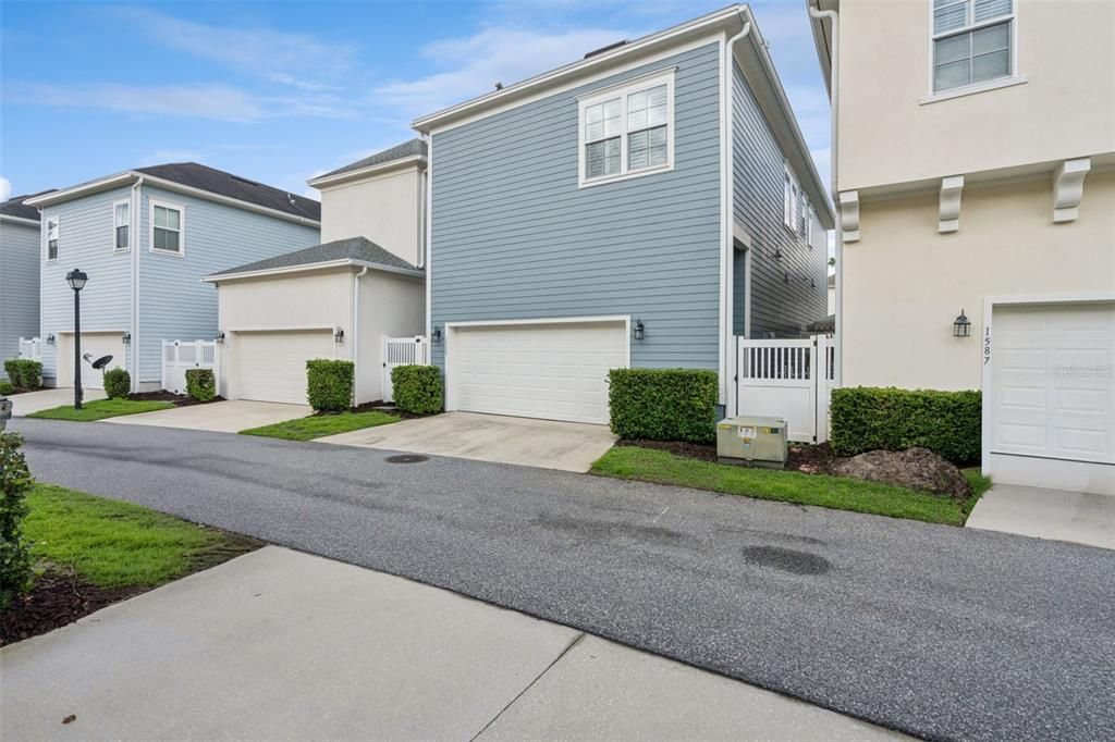 For Sale: $699,000 (3 beds, 2 baths, 1857 Square Feet)