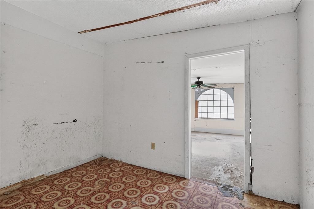 En Venta: $155,000 (3 camas, 2 baños, 1663 Pies cuadrados)