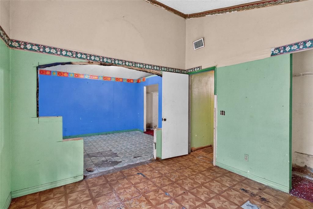 En Venta: $155,000 (3 camas, 2 baños, 1663 Pies cuadrados)