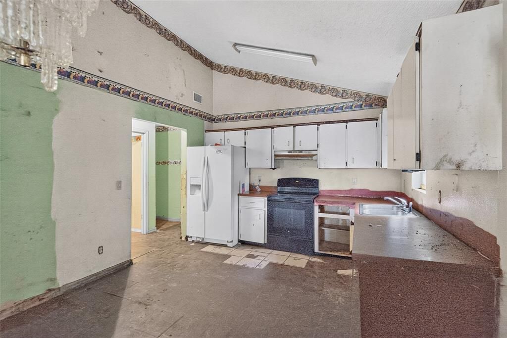En Venta: $155,000 (3 camas, 2 baños, 1663 Pies cuadrados)