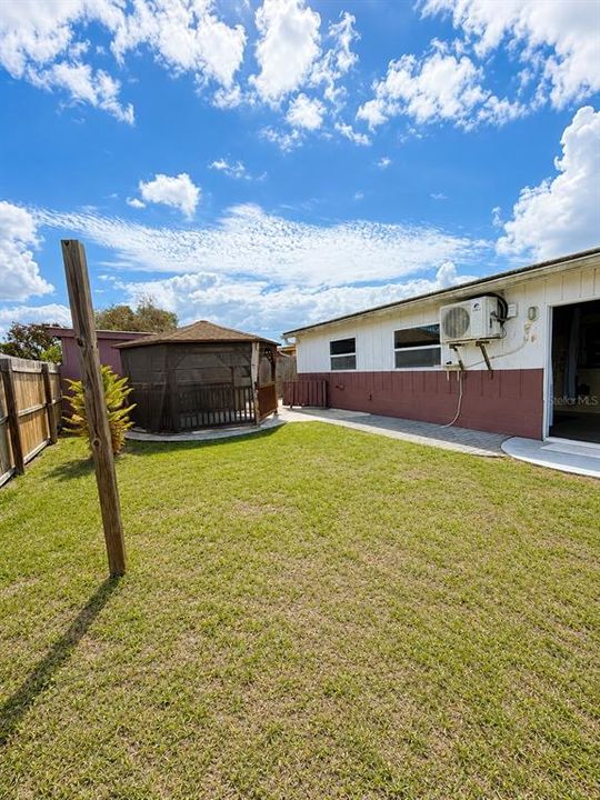 For Rent: $2,400 (3 beds, 2 baths, 1850 Square Feet)