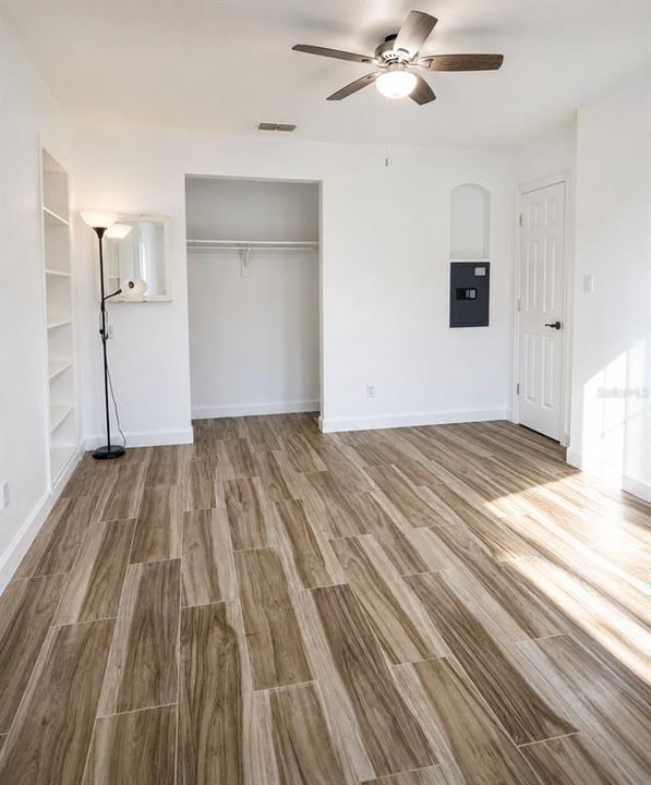 For Rent: $2,400 (3 beds, 2 baths, 1850 Square Feet)