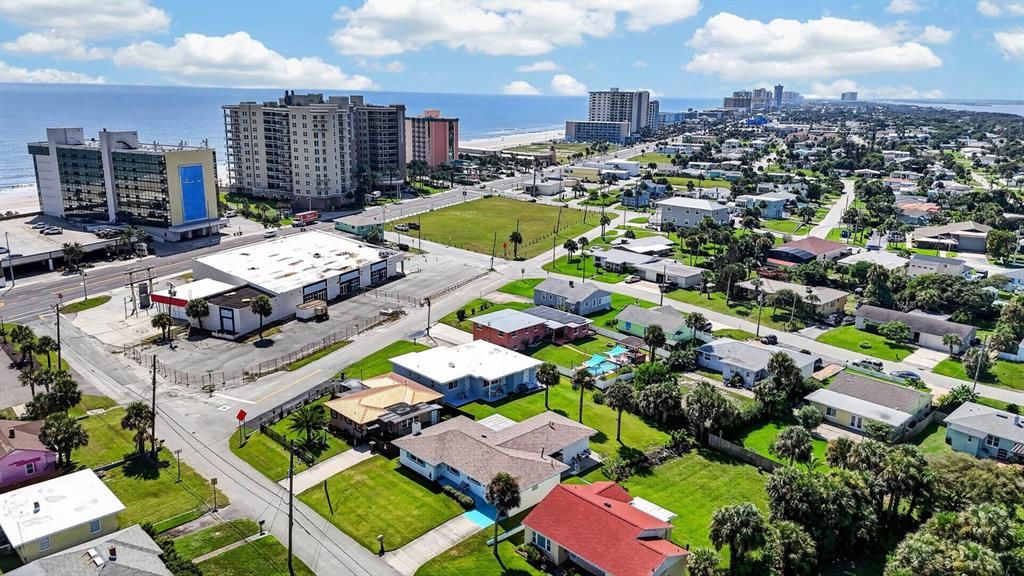 En Venta: $479,900 (3 camas, 2 baños, 1836 Pies cuadrados)