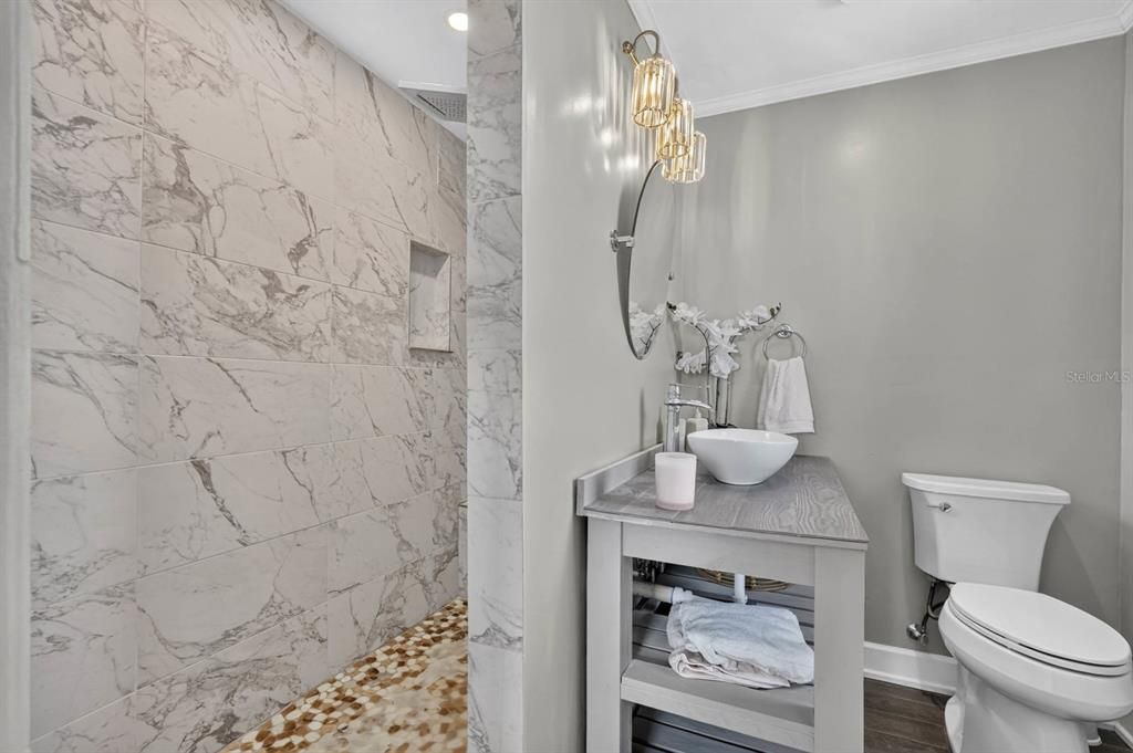 En Venta: $479,900 (3 camas, 2 baños, 1836 Pies cuadrados)