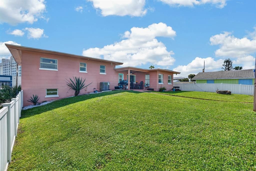 En Venta: $479,900 (3 camas, 2 baños, 1836 Pies cuadrados)