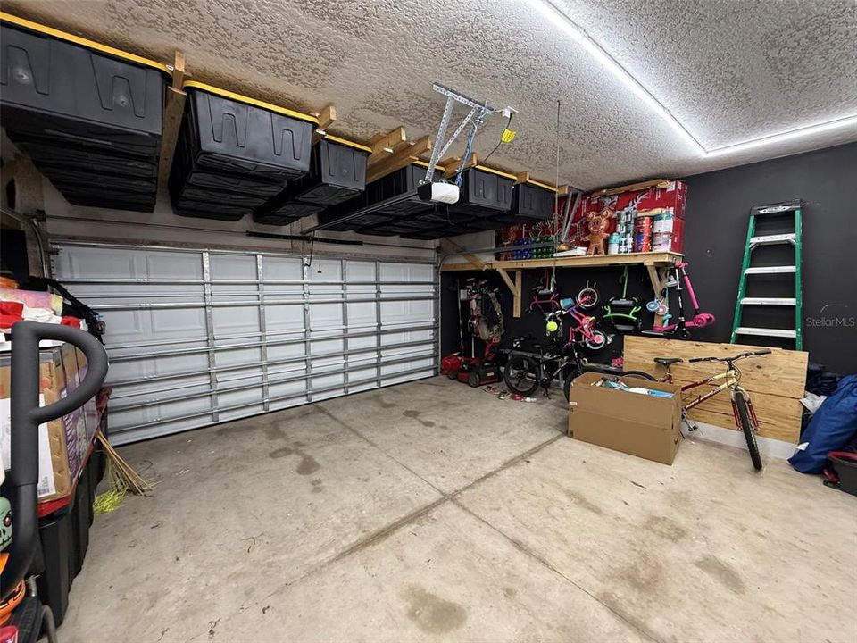 For Rent: $2,800 (5 beds, 3 baths, 2542 Square Feet)