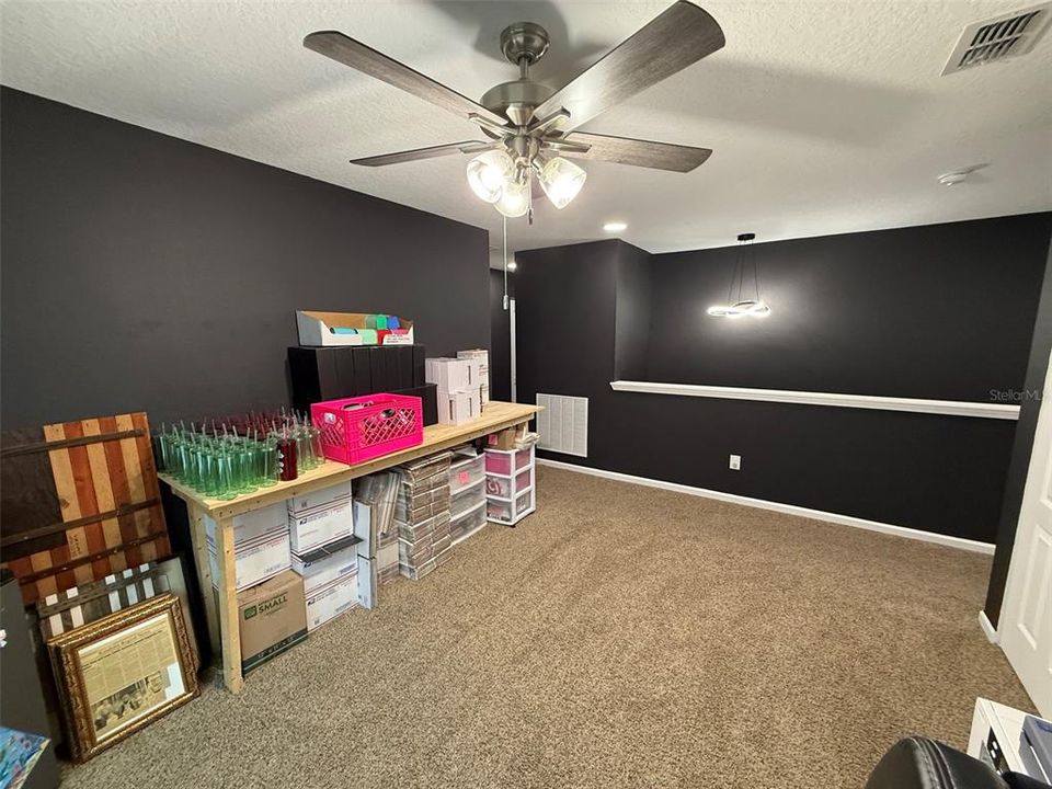 For Rent: $2,800 (5 beds, 3 baths, 2542 Square Feet)