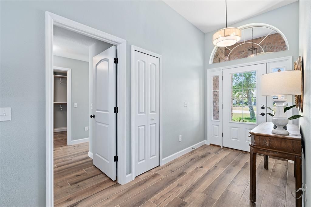 For Sale: $519,400 (3 beds, 2 baths, 2062 Square Feet)
