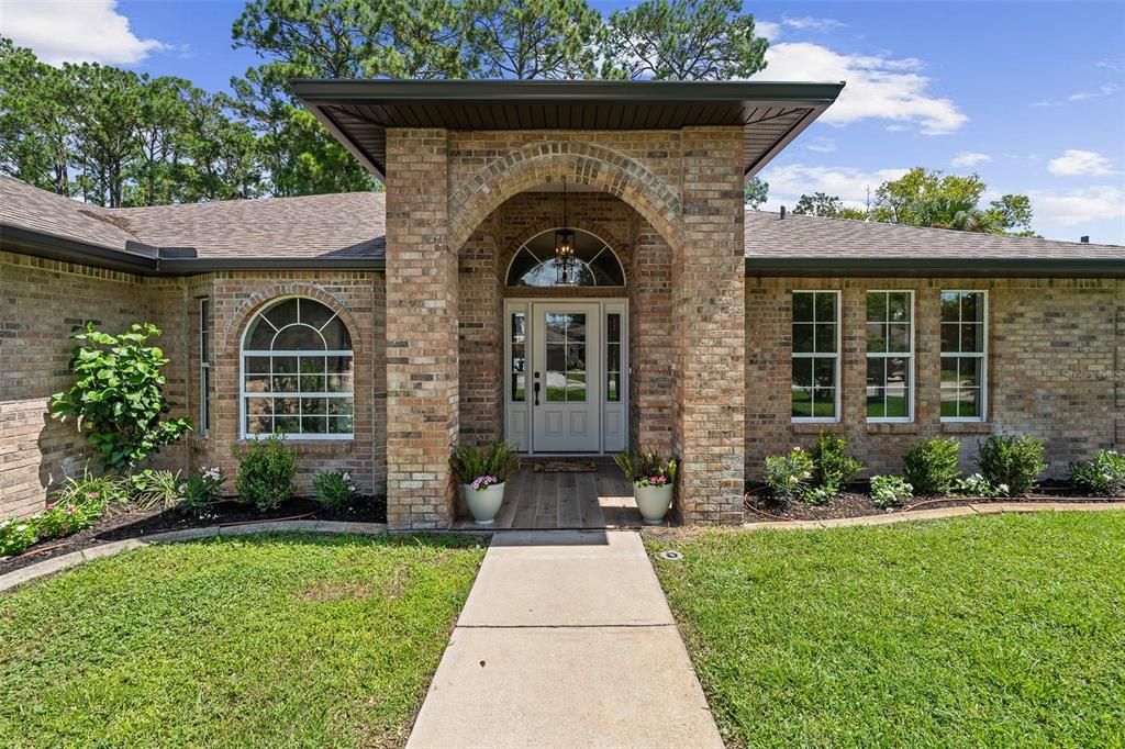 For Sale: $519,400 (3 beds, 2 baths, 2062 Square Feet)