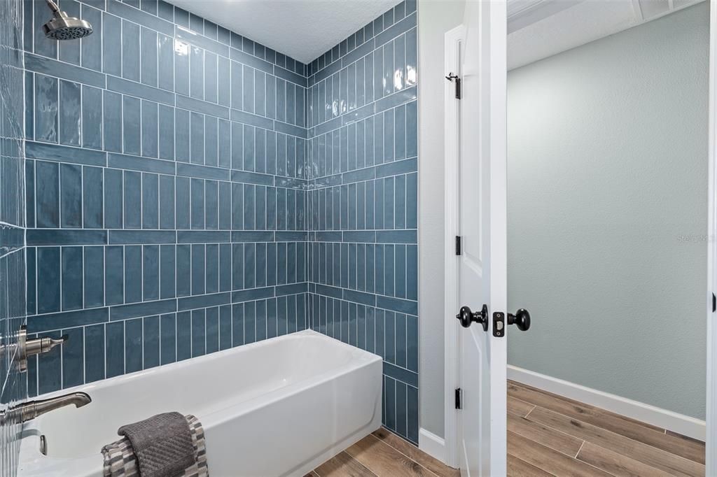 For Sale: $519,400 (3 beds, 2 baths, 2062 Square Feet)