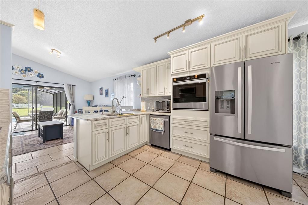 For Sale: $478,000 (3 beds, 2 baths, 1600 Square Feet)