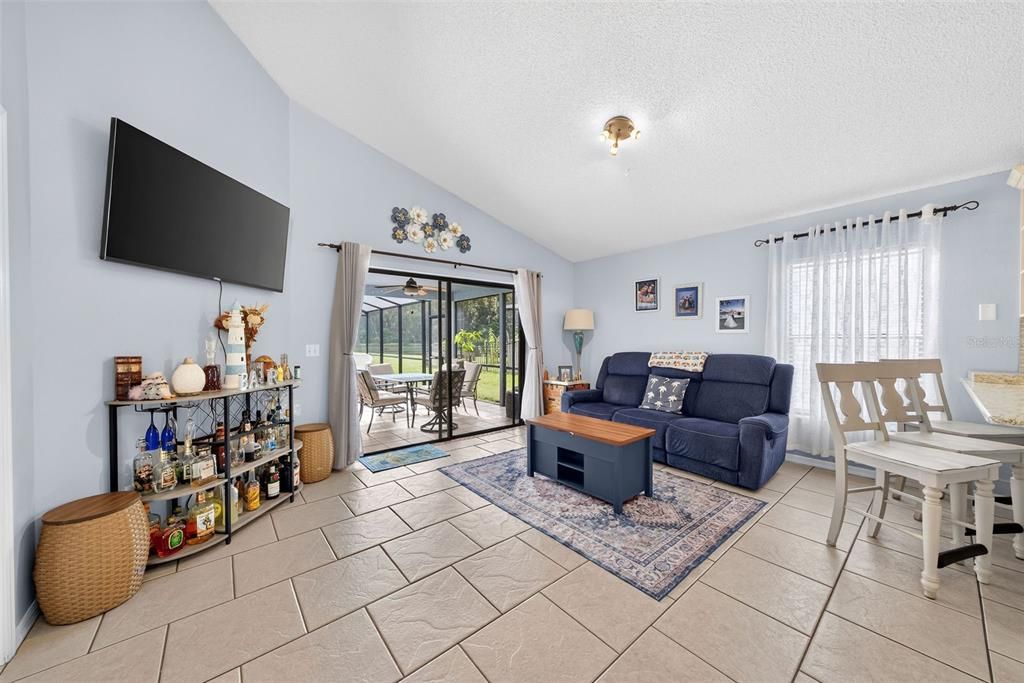 For Sale: $478,000 (3 beds, 2 baths, 1600 Square Feet)