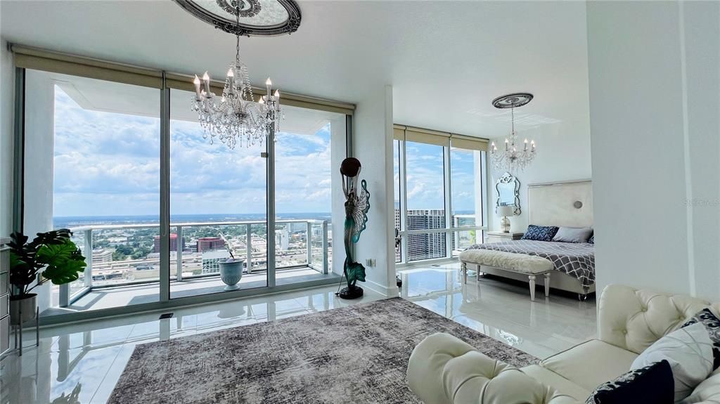 For Sale: $1,250,000 (3 beds, 3 baths, 2159 Square Feet)