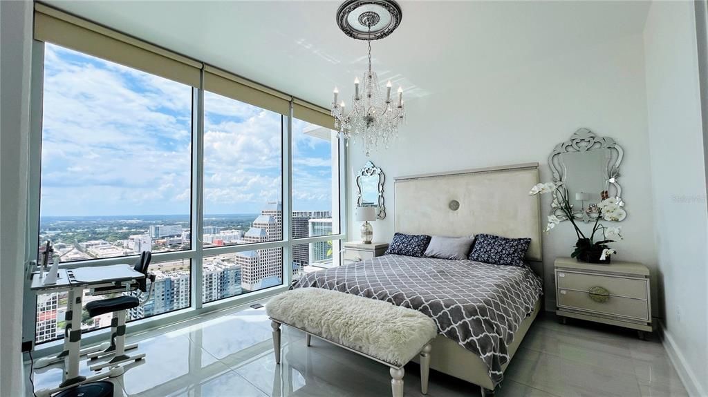 For Sale: $1,250,000 (3 beds, 3 baths, 2159 Square Feet)