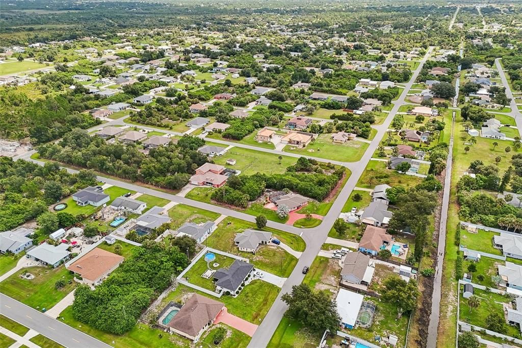 Active With Contract: $335,000 (3 beds, 2 baths, 1514 Square Feet)