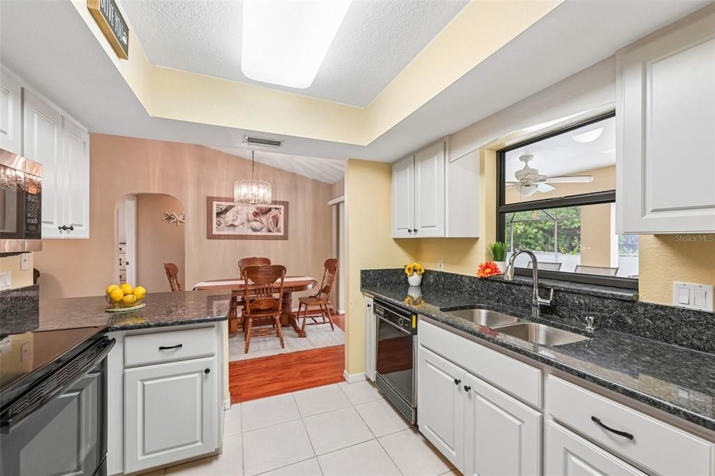 Active With Contract: $335,000 (3 beds, 2 baths, 1514 Square Feet)