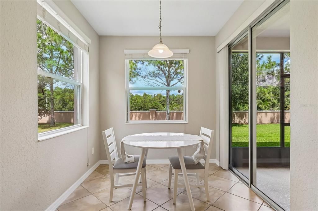For Sale: $219,000 (2 beds, 2 baths, 1504 Square Feet)