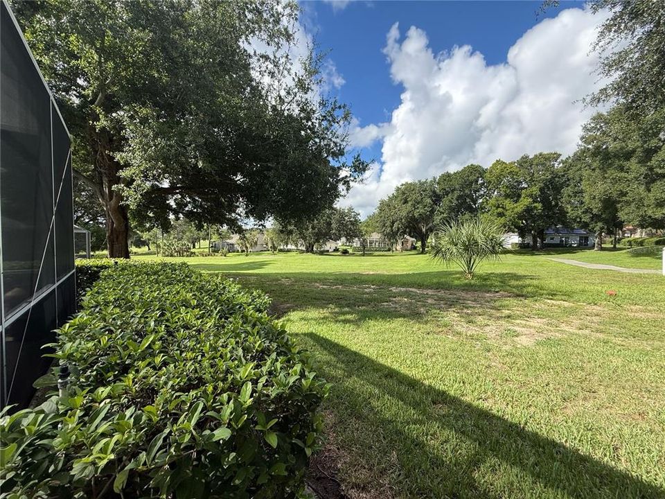 Active With Contract: $387,500 (3 beds, 2 baths, 2035 Square Feet)