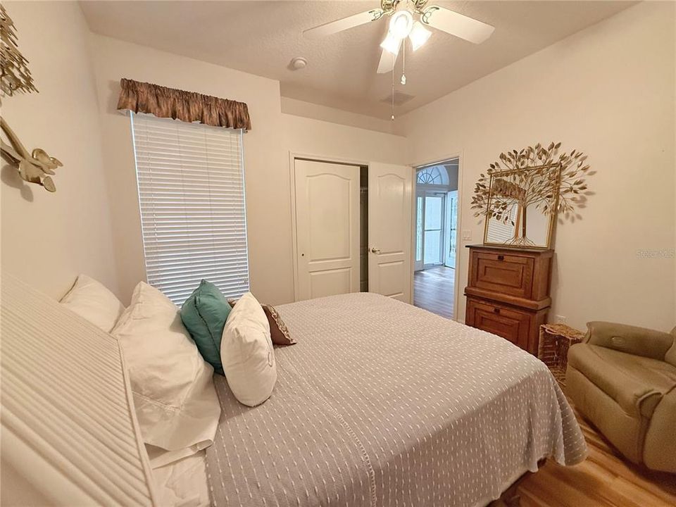 Active With Contract: $387,500 (3 beds, 2 baths, 2035 Square Feet)