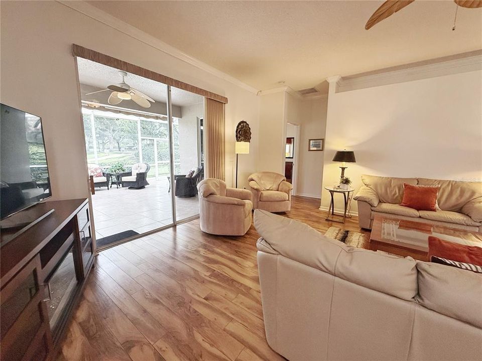 Active With Contract: $387,500 (3 beds, 2 baths, 2035 Square Feet)