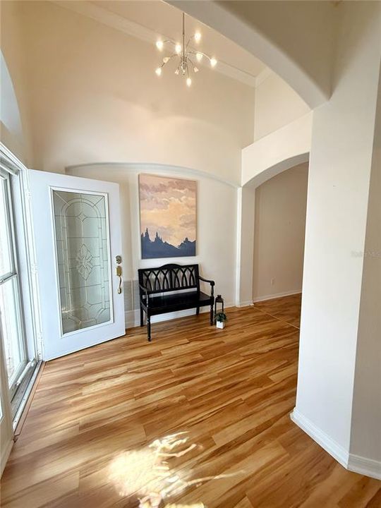 Active With Contract: $387,500 (3 beds, 2 baths, 2035 Square Feet)
