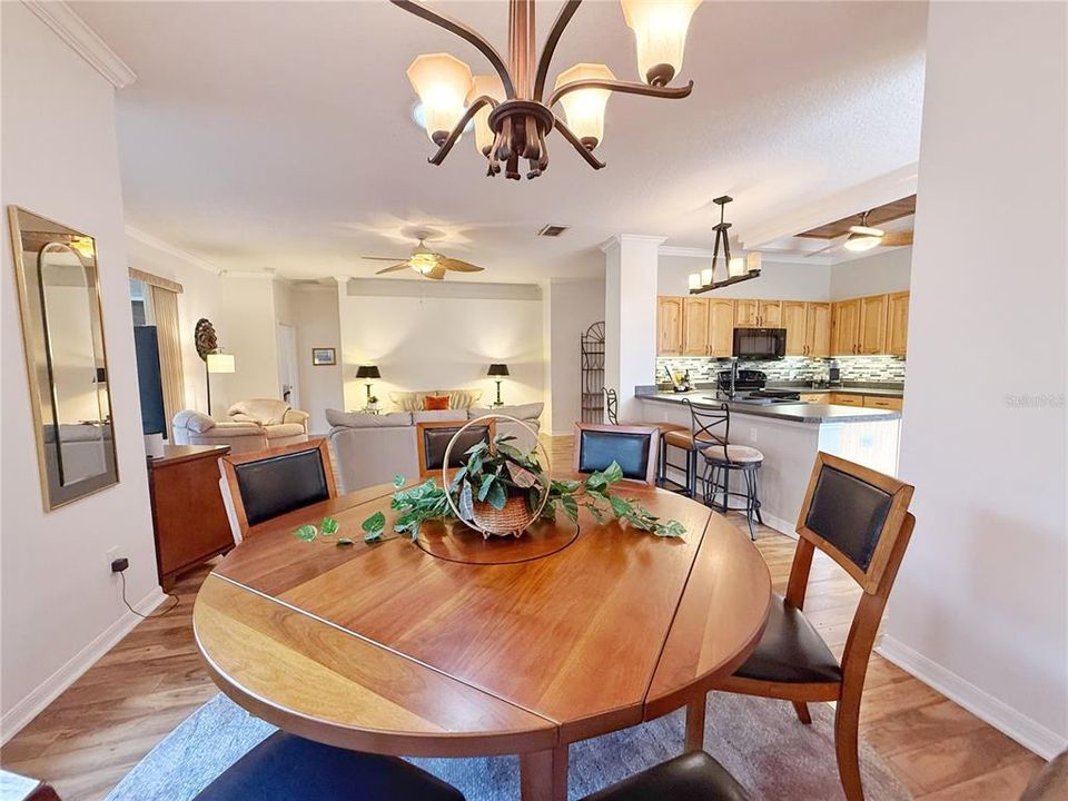 Active With Contract: $387,500 (3 beds, 2 baths, 2035 Square Feet)