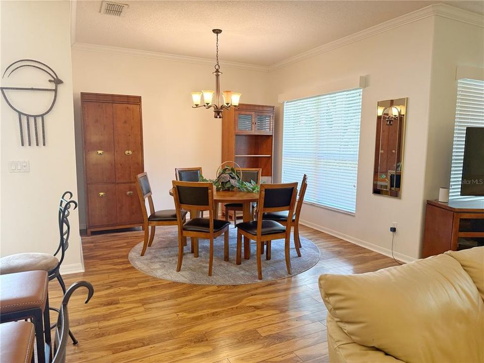 Active With Contract: $387,500 (3 beds, 2 baths, 2035 Square Feet)