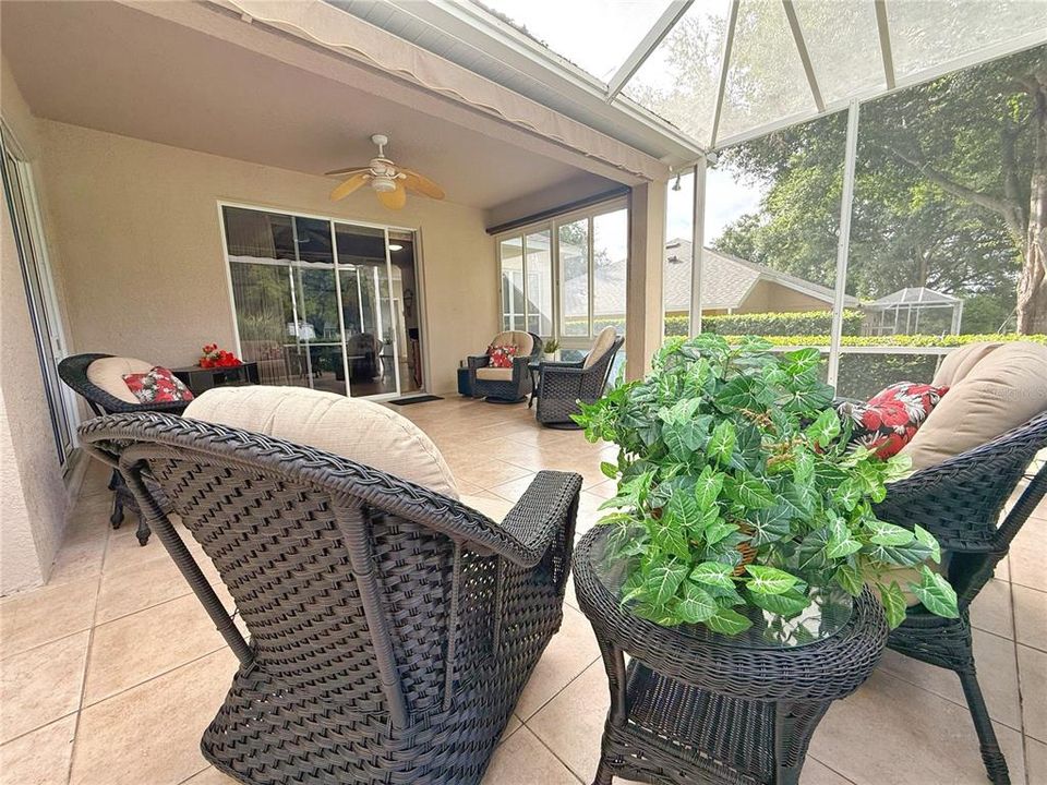 Active With Contract: $387,500 (3 beds, 2 baths, 2035 Square Feet)