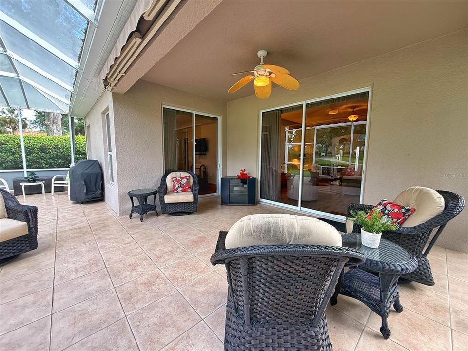 Active With Contract: $387,500 (3 beds, 2 baths, 2035 Square Feet)