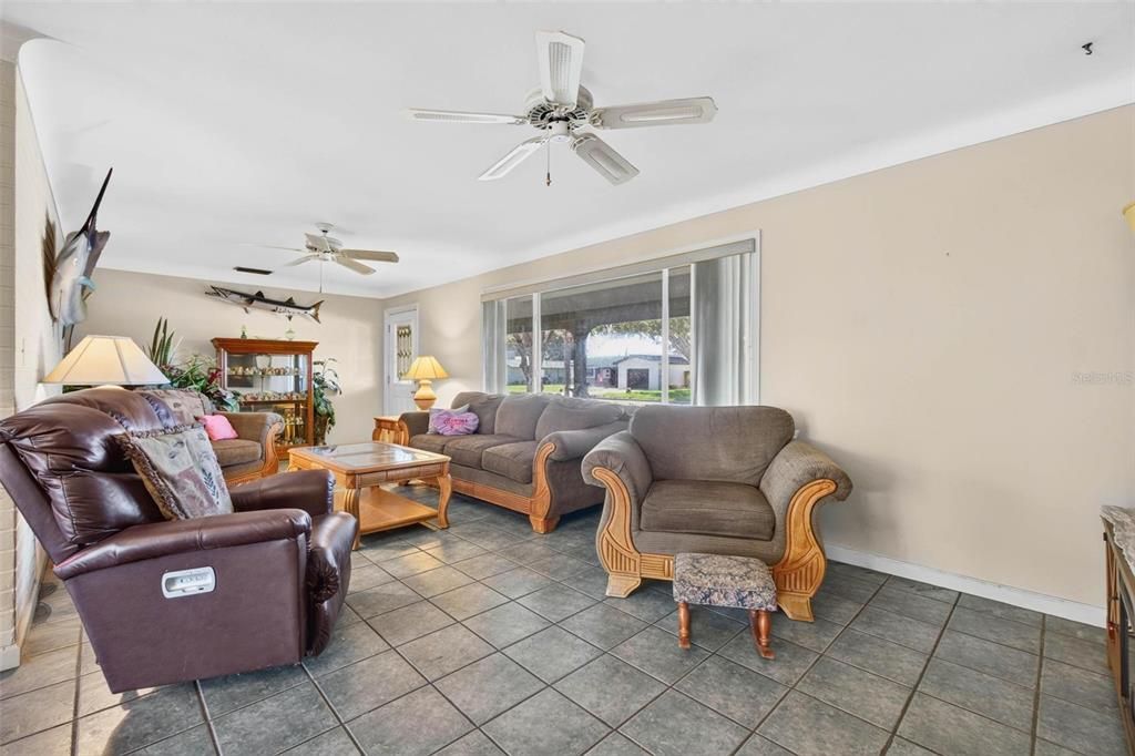 For Sale: $399,000 (3 beds, 2 baths, 1520 Square Feet)
