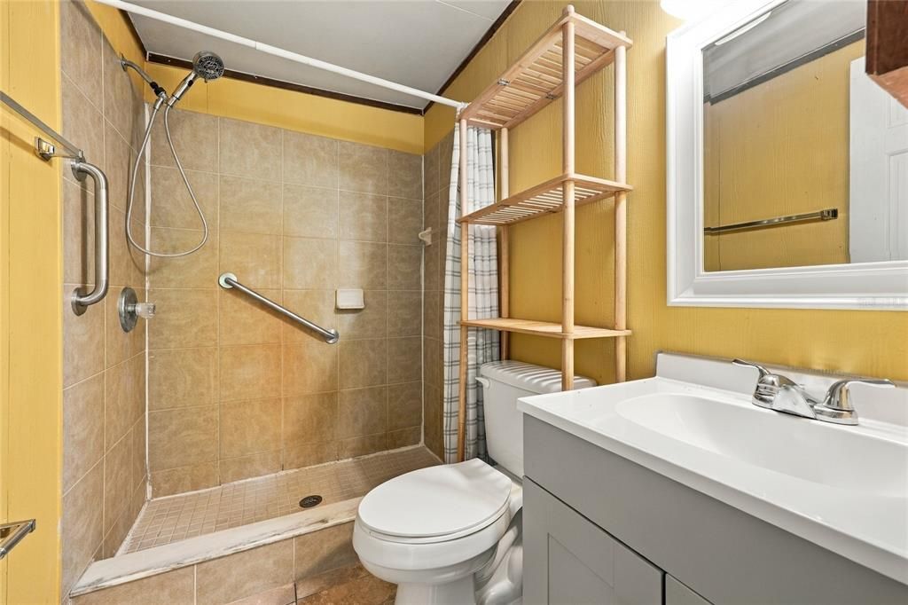 En Venta: $249,500 (3 camas, 2 baños, 1093 Pies cuadrados)