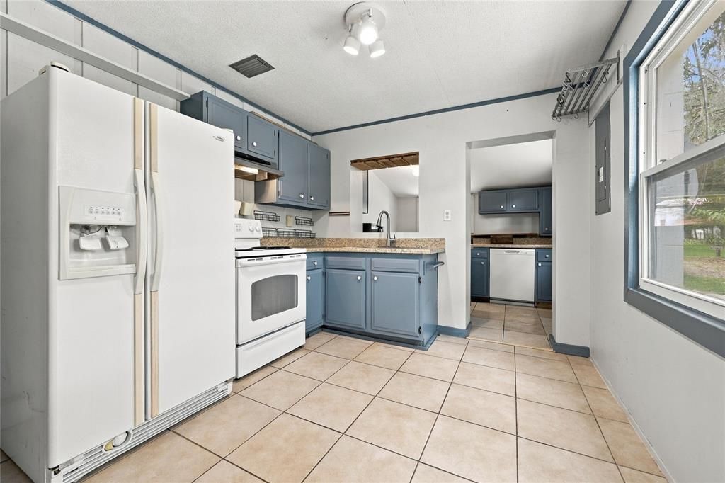En Venta: $249,500 (3 camas, 2 baños, 1093 Pies cuadrados)