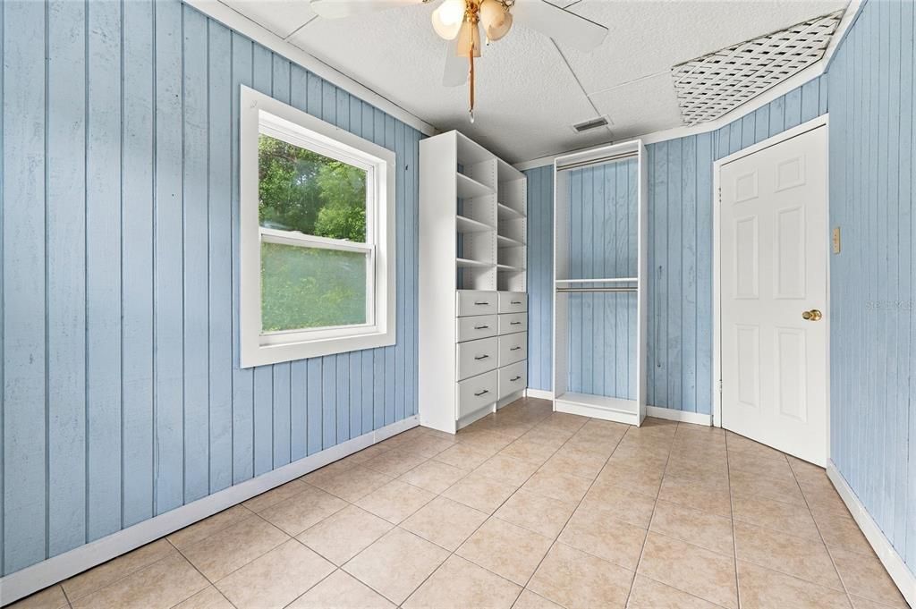 En Venta: $249,500 (3 camas, 2 baños, 1093 Pies cuadrados)