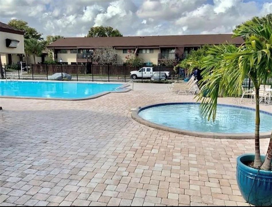 For Sale: $120,000 (1 beds, 1 baths, 675 Square Feet)