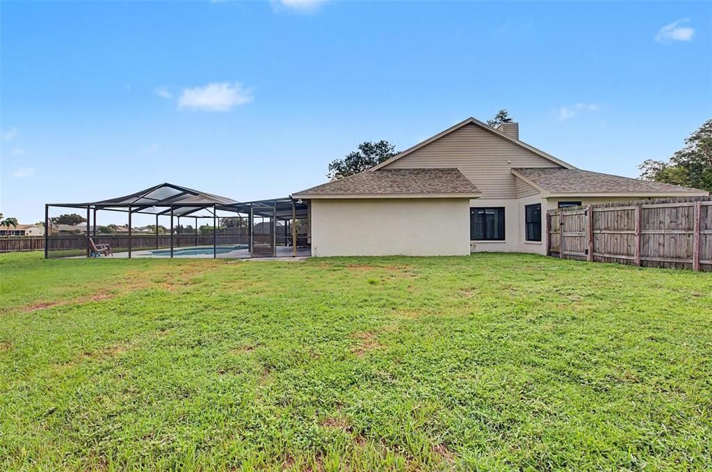 For Sale: $424,900 (3 beds, 2 baths, 1969 Square Feet)