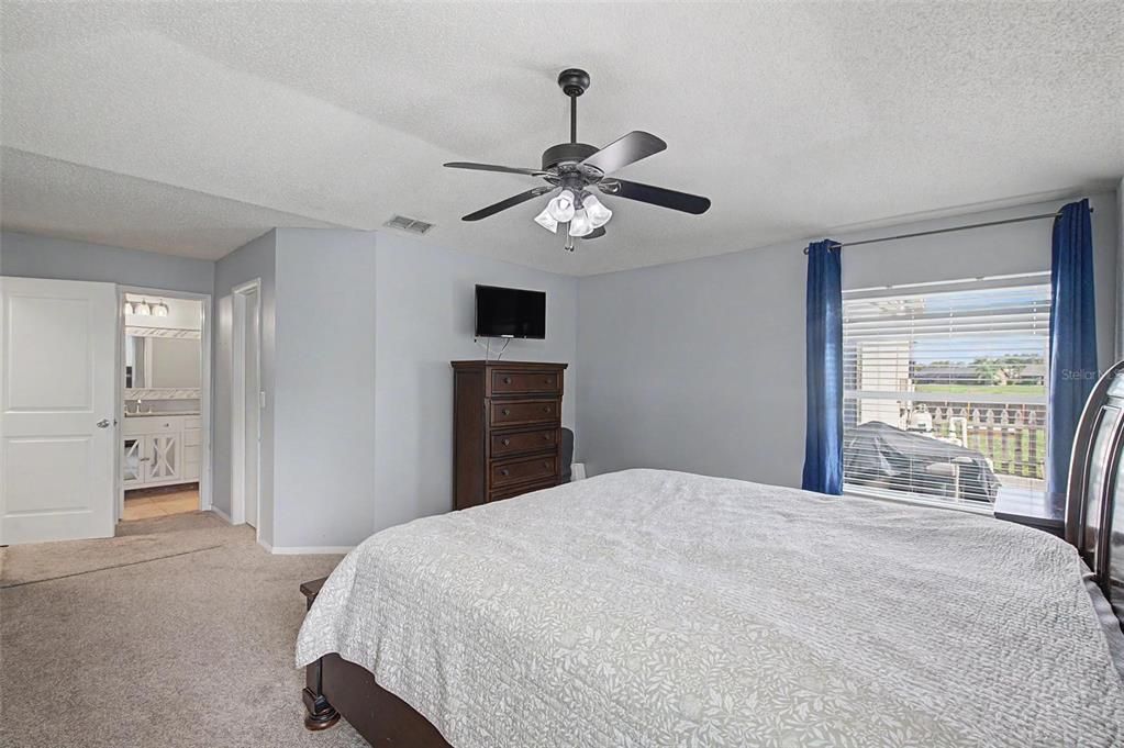 For Sale: $424,900 (3 beds, 2 baths, 1969 Square Feet)