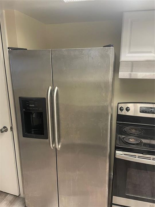 For Rent: $2,195 (3 beds, 2 baths, 1194 Square Feet)