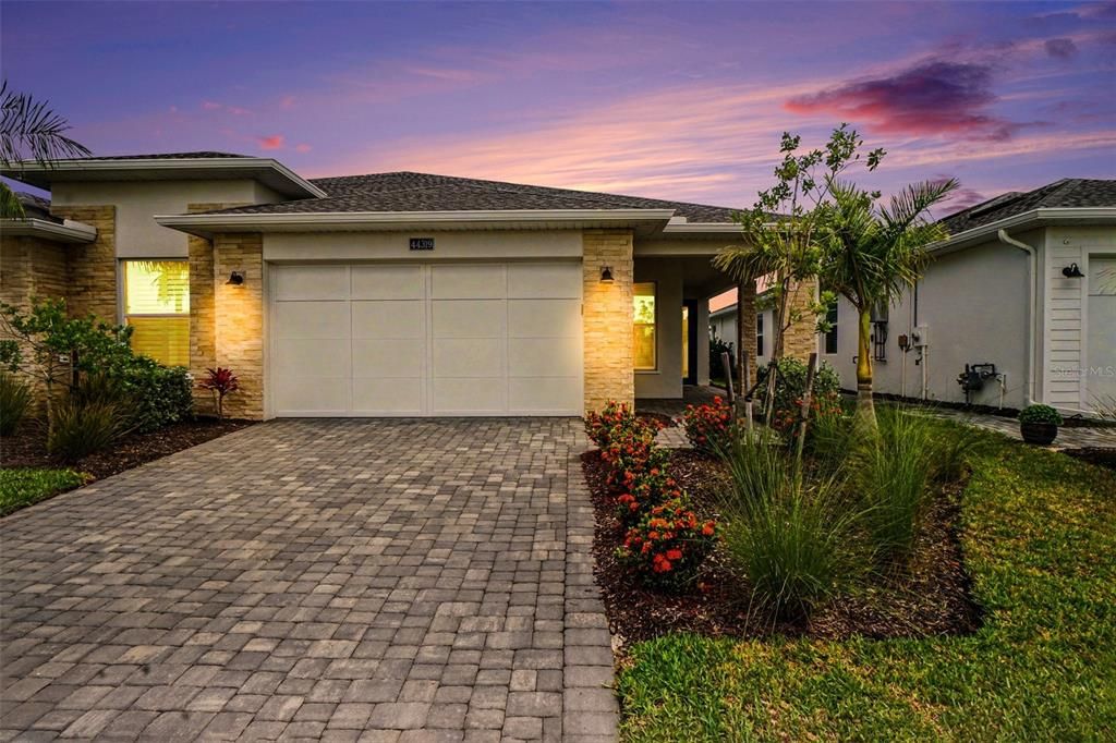 Vendido Recientemente: $354,400 (2 camas, 2 baños, 1515 Pies cuadrados)