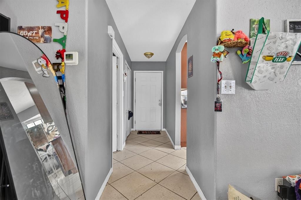 En Venta: $229,000 (2 camas, 2 baños, 1062 Pies cuadrados)