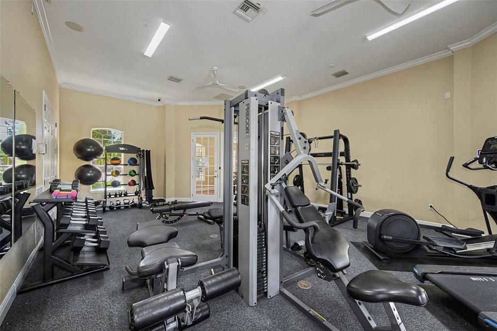 На продажу: $329,990 (2 спален, 2 ванн, 1264 Квадратных фут)