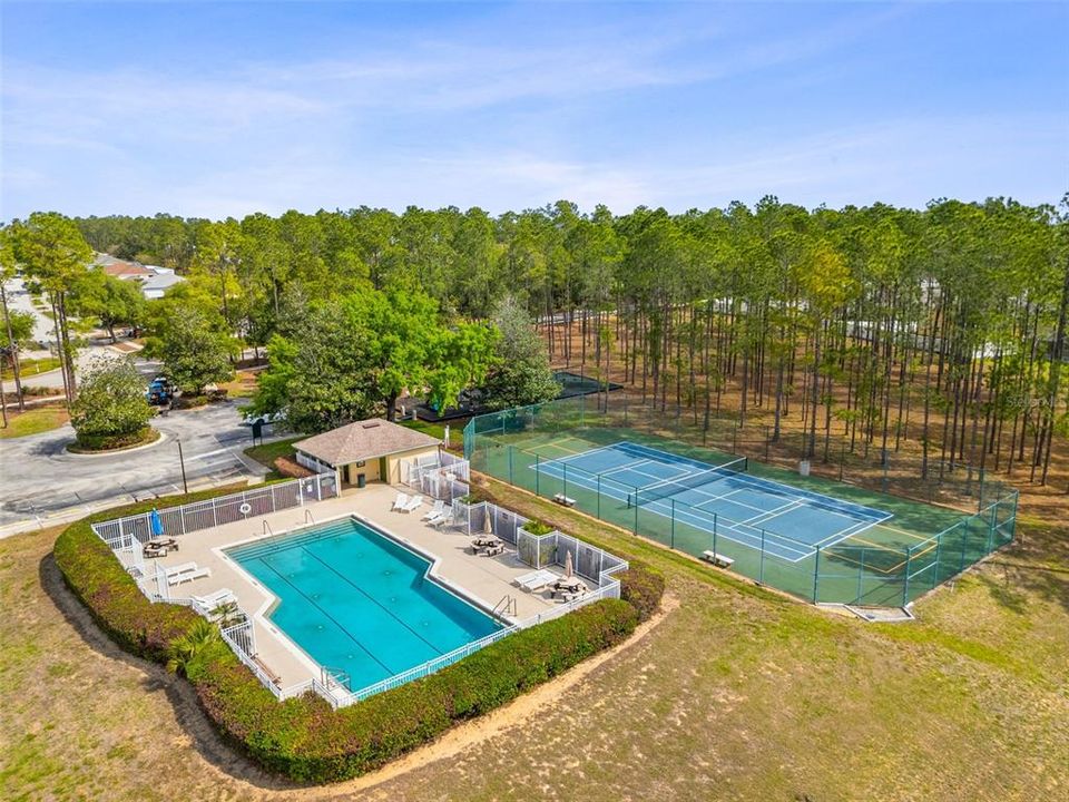 For Sale: $424,900 (5 beds, 3 baths, 2388 Square Feet)