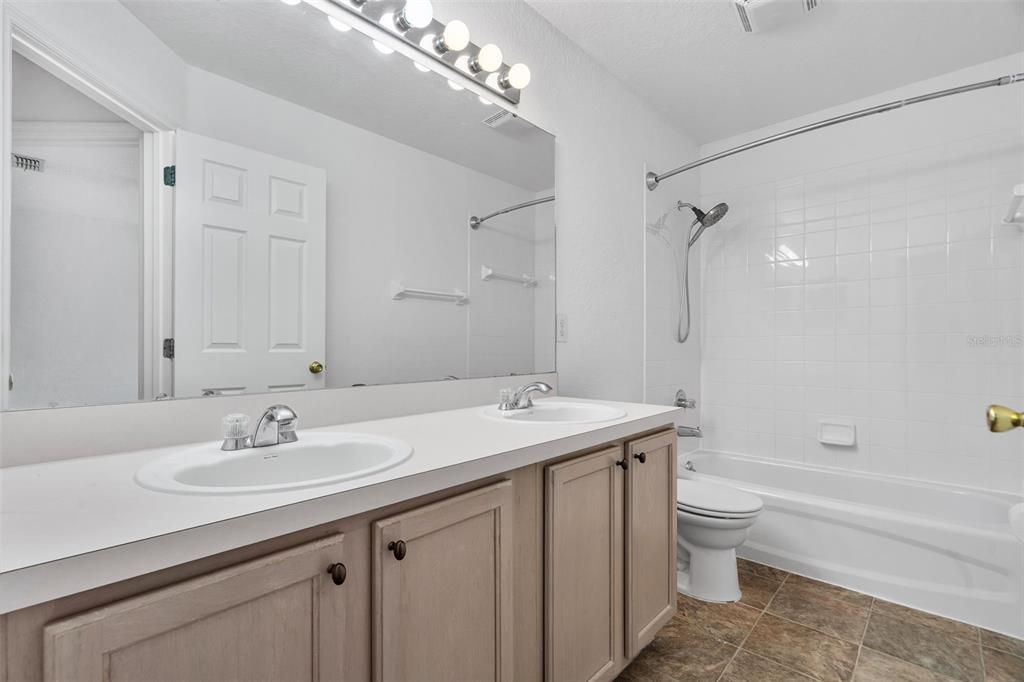 For Sale: $424,900 (5 beds, 3 baths, 2388 Square Feet)