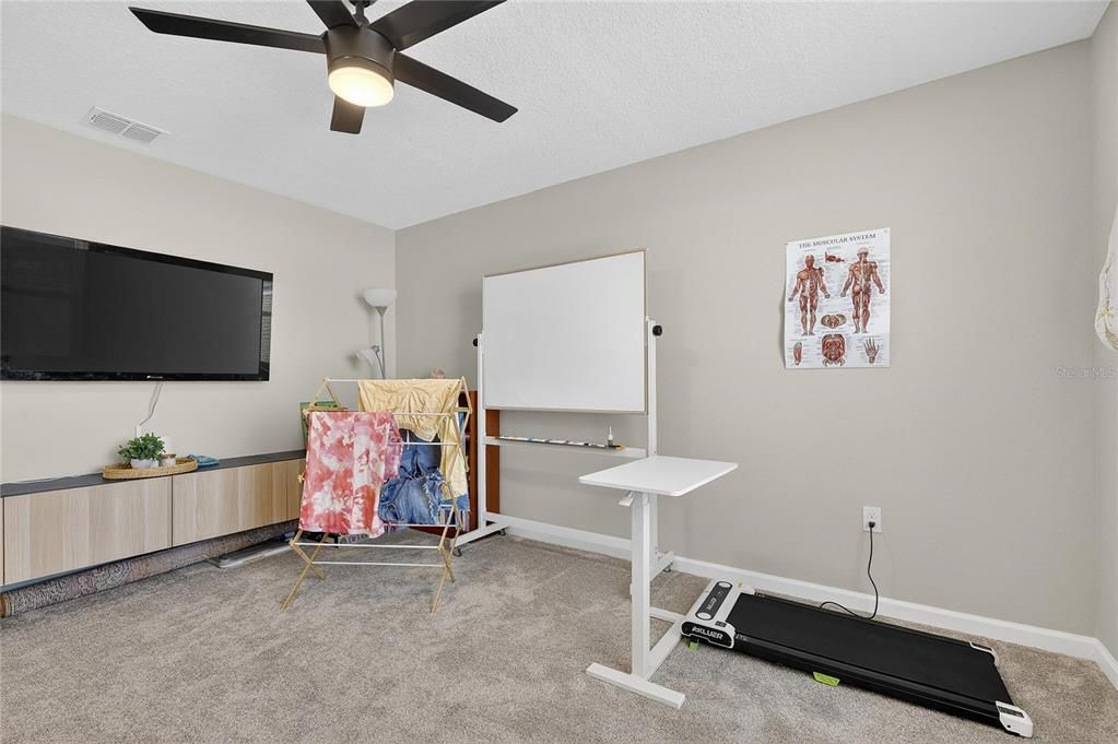 For Sale: $499,000 (4 beds, 3 baths, 2250 Square Feet)