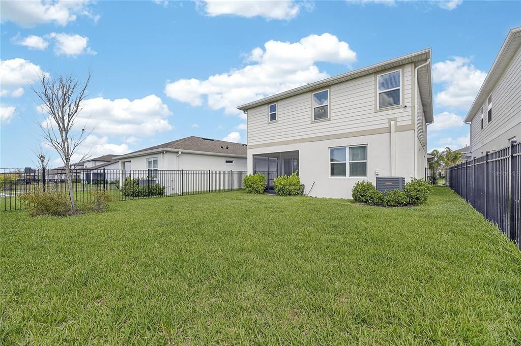 For Sale: $499,000 (4 beds, 3 baths, 2250 Square Feet)